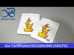 небольшая сумка-стойка с застежкой-молнией