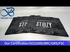 Сумка с замком от детей с глянцевой печатью и матовым маслом