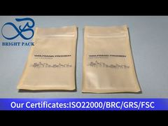 небольшой пакет из крафт-бумаги с прозрачным окном