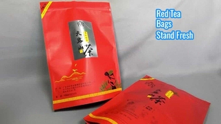 Красный отдельно стоящий пакет с застежкой-молнией для черного чая